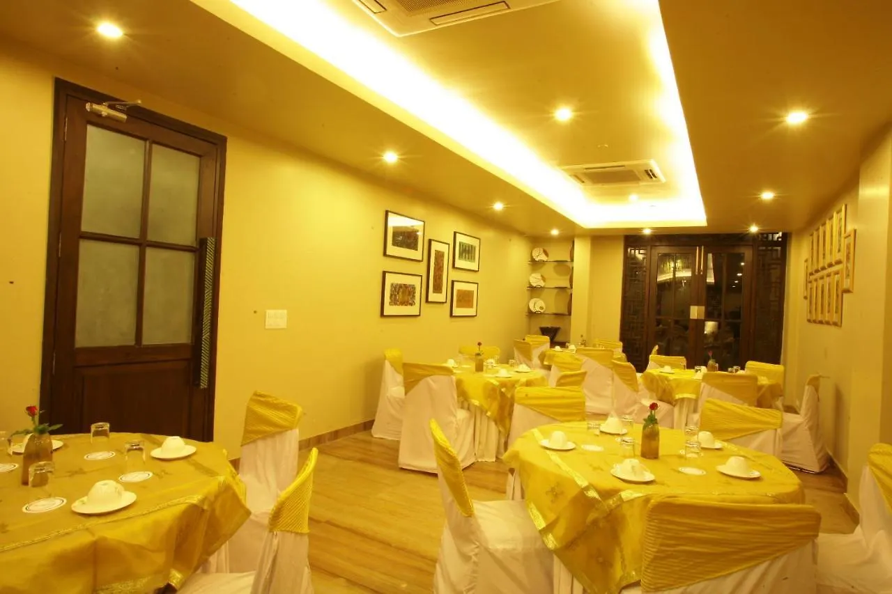 ​Justa Gurgaon Hotel
