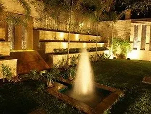 ​Justa Gurgaon Hotel